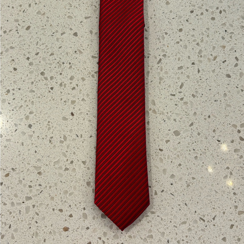 NWOT Elegance Men’s Tie Red Navy Striped 59” X 2”